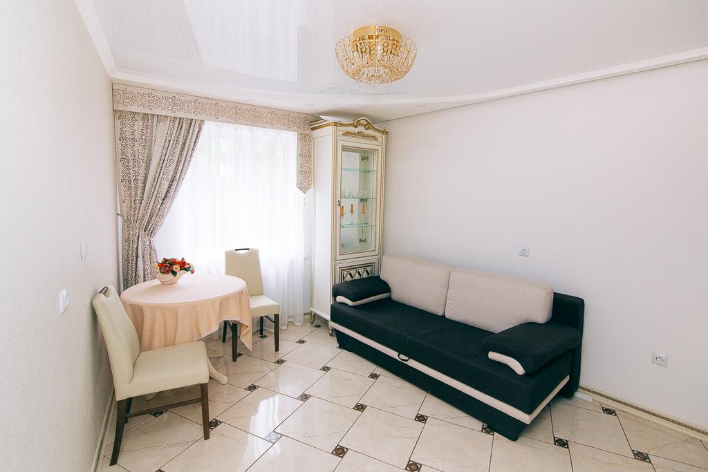 Vip Apartmen Sumy Exterior foto