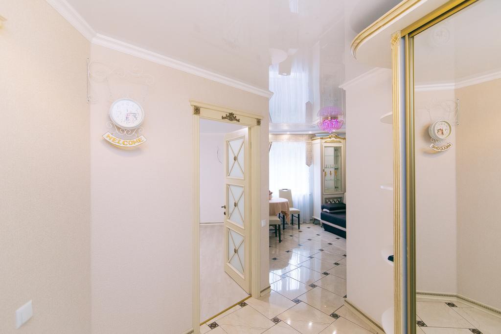 Vip Apartmen Sumy Exterior foto